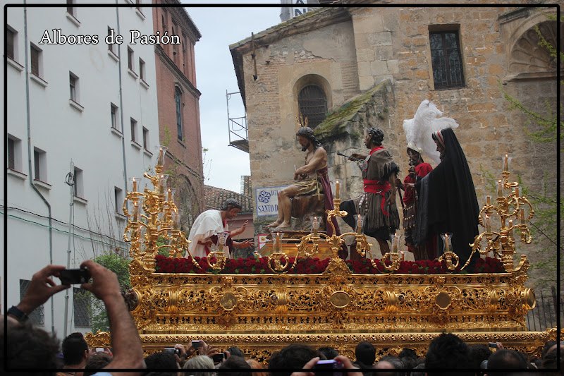 Canasto y mesa