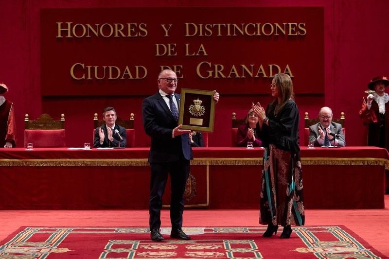 Entrega de la Granada de Oro