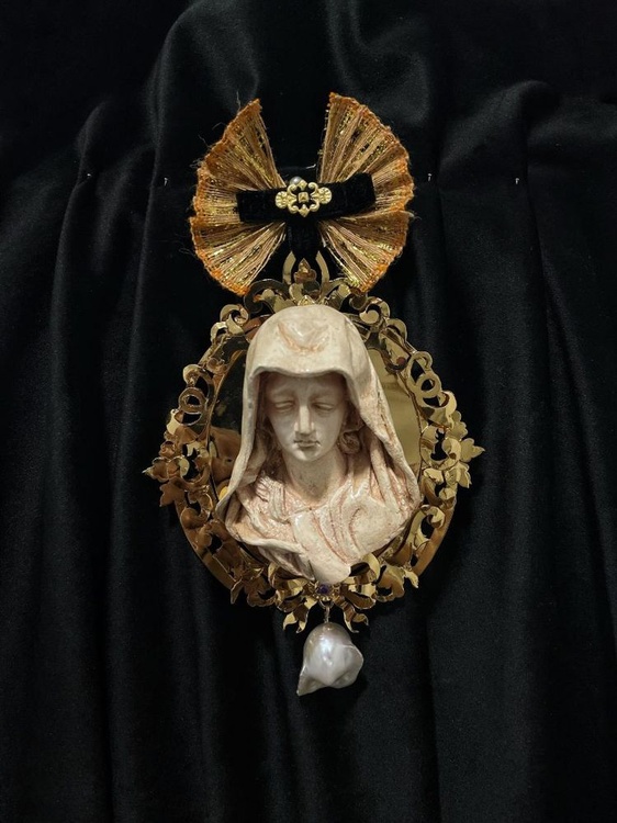 El espejo de los dolores